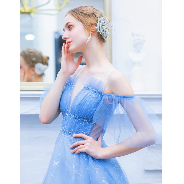 Elegante Blau Abendkleider 2019 A Linie Rundhalsausschnitt Perlenstickerei Pailletten Star Kurze Ärmel Rückenfreies Sweep / Pinsel Zug Festliche Kleider