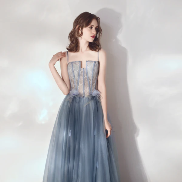 Charming Ocean Blue Prom Dresses 2019 A-Line / Princess Unusual Spaghetti Straps Lace Flower Appliques Sleeveless Backless Floor-Length / Long Formal Dresses