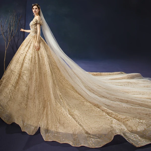 Luxe Champagne Robe De Mariée 2019 Princesse De l'épaule Perlage Perle Paillettes En Dentelle Fleur Manches Courtes Dos Nu Royal Train
