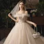 Luxe Champagne Robe De Mariée 2019 Princesse De l'épaule Perlage Paillettes Appliques En Dentelle Fleur Sans Manches Dos Nu Noeud Cathedral Train
