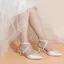 Simple Ivoire Satin Chaussure De Mariée 2021 Bride Cheville Faux Diamant En Dentelle Fleur 5 cm Talons Aiguilles À Bout Pointu Mariage Talons Hauts