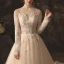 Élégant Champagne Robe De Mariée 2019 Princesse Encolure Dégagée En Dentelle Fleur Manches Longues Dos Nu Chapel Train
