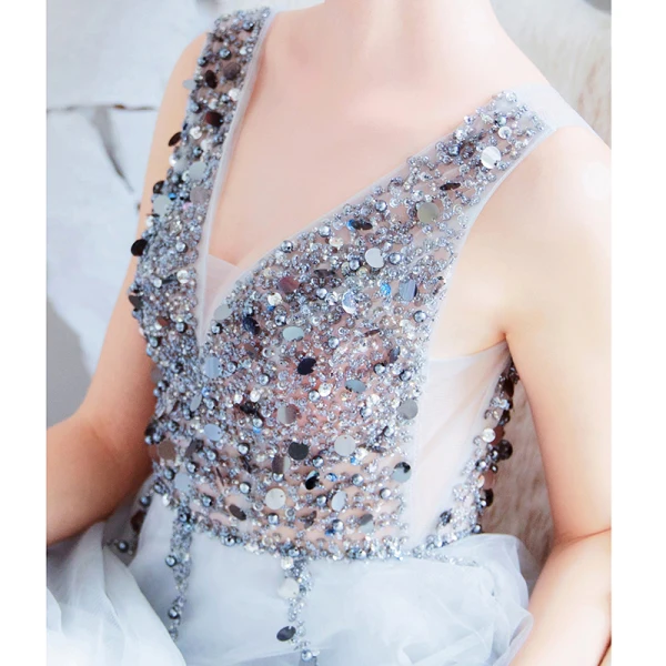 Charming Silver Evening Dresses  2019 A-Line / Princess V-Neck Beading Sequins Sleeveless Backless Floor-Length / Long Formal Dresses