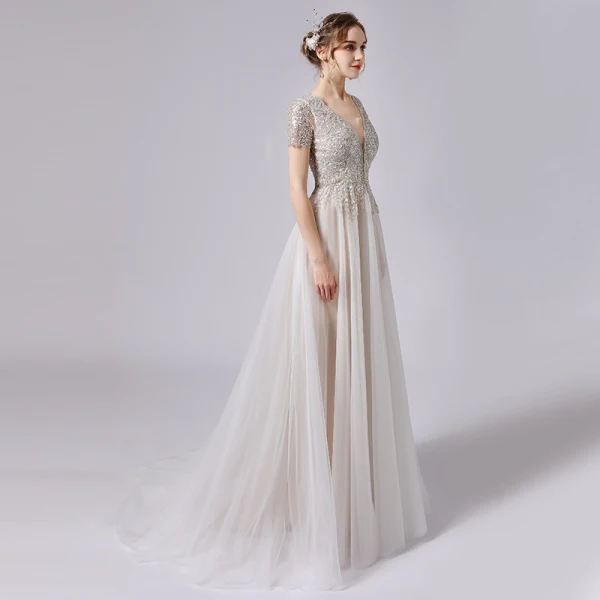 Charmant Champagner Brautkleider / Hochzeitskleider 2021 A Linie Perlenstickerei Kristall Pailletten Tiefer V-Ausschnitt Kurze Ärmel Rückenfreies Sweep / Pinsel Zug Hochzeit