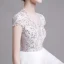 Haut de Gamme Blanche Robe De Mariée 2019 Princesse Encolure Dégagée Fait main Perlage Perle En Dentelle Fleur Paillettes Manches Courtes Volants en Cascade Tribunal Train