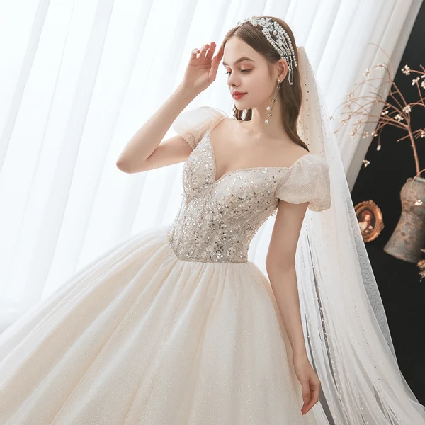 Charming Fashion Champagne Beading Sequins Wedding Dresses 2021 Ball Gown Scoop Neck Appliques Short Sleeve Backless Royal Train Wedding