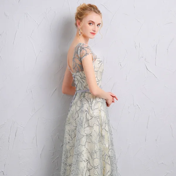 Chic / Beautiful Grey Bridesmaid Dresses 2018 A-Line / Princess Sash Glitter Scoop Neck Backless Short Sleeve Floor-Length / Long Wedding Party Dresses