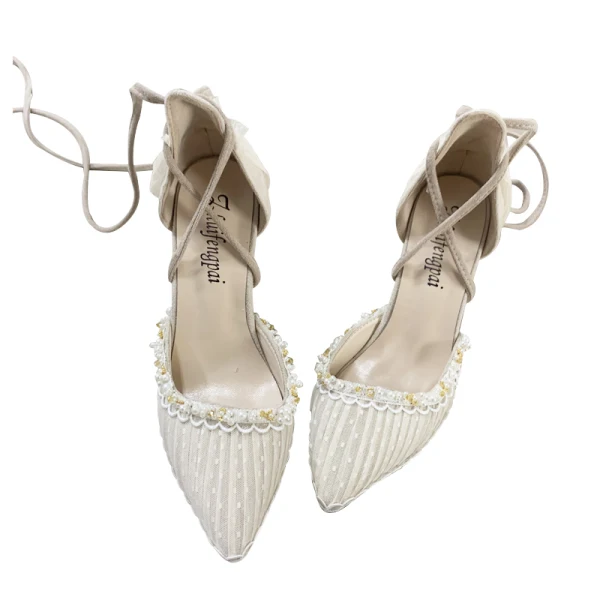 Élégant Beige Perle Volants Chaussure De Mariée 2021 X-Strap 7 cm Talons Aiguilles À Bout Pointu Mariage Talons Hauts
