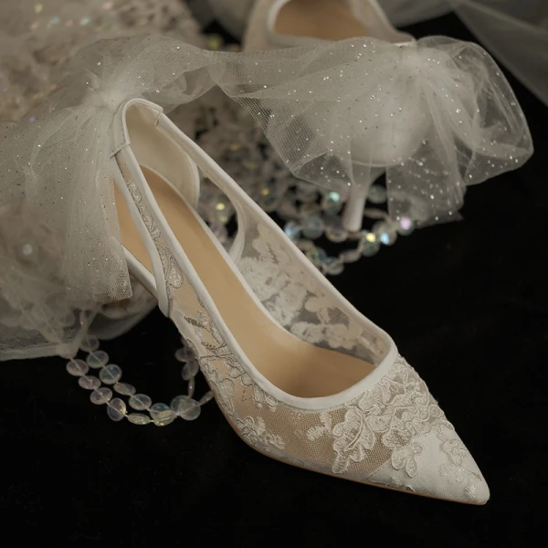 Charming White Lace Flower Wedding Shoes 2021 Bow 6 cm Stiletto Heels Pointed Toe Wedding Pumps High Heels