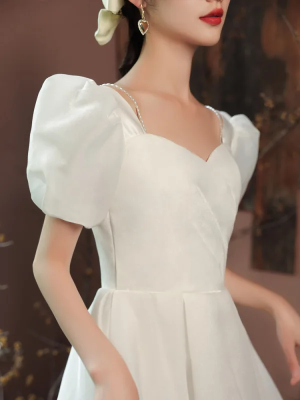 Vintage Ivory / Creme Satin Brautkleider / Hochzeitskleider 2021 A Linie Eckiger Ausschnitt Geschwollenes Kurze Ärmel Rückenfreies Wadenlang Hochzeit