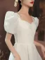 Vintage Ivory / Creme Satin Brautkleider / Hochzeitskleider 2021 A Linie Eckiger Ausschnitt Geschwollenes Kurze Ärmel Rückenfreies Wadenlang Hochzeit