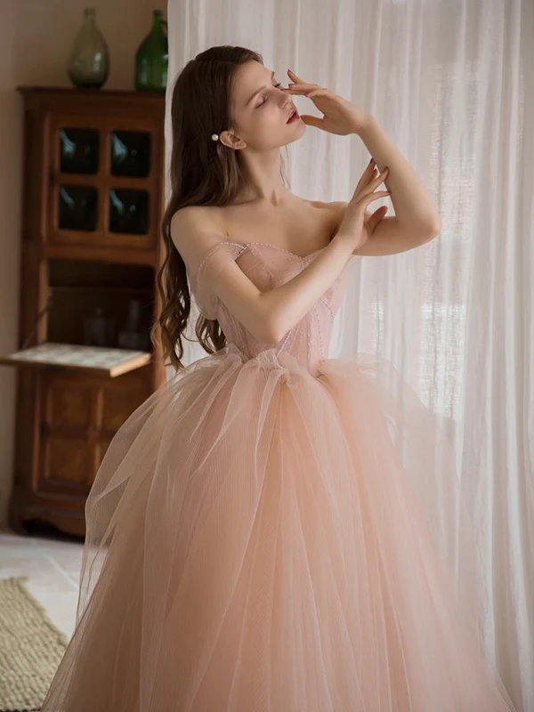 Chic / Beautiful Blushing Pink Pearl Prom Dresses 2021 A-Line / Princess Off-The-Shoulder Short Sleeve Backless Floor-Length / Long Prom Formal Dresses
