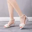 Schöne Weiß Applikationen Brautschuhe 2021 Knöchelriemen 6 cm Keilabsatz Peeptoes Hochzeit Sandaletten Hochhackige