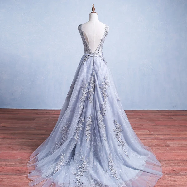 Elegant Grey Prom Dresses 2017 Appliques Lace Sleeveless Backless Sash Ruffle Tulle Formal Dresses
