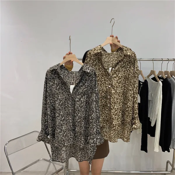 Mote Kaffe Løs Gateklær Leopard Bluser 2021 Chiffon V-Hals Langermede Kvinners Topper Bluser