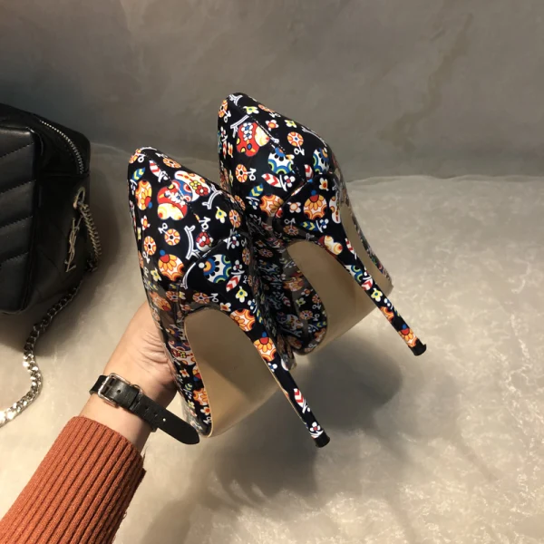 Mode Svarta Fest Utskrift Pumps 2021 12 cm Stilettklackar Spetsiga Pumps Högklackade