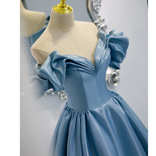 Fashion Sky Blue Satin Prom Dresses 2021 A-Line / Princess Off-The-Shoulder Ruffle Short Sleeve Backless Floor-Length / Long Prom Formal Dresses