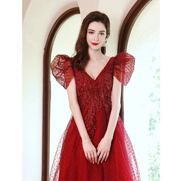 Elegant Burgundy Lace Flower Prom Dresses 2021 A-Line / Princess V-Neck Beading Pearl Cap Sleeves Backless Floor-Length / Long Formal Dresses