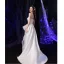 Charmant Blanche Volants en Cascade Plage Légère Robe De Mariée 2021 Princesse Satin Bustier Sans Manches Dos Nu Fendue devant Train De Balayage Mariage