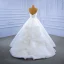 Haut de Gamme Blanche Robe De Mariée 2021 Robe Boule Perlage Volants Bustier Sans Manches Dos Nu Ceinture Train De Balayage Mariage