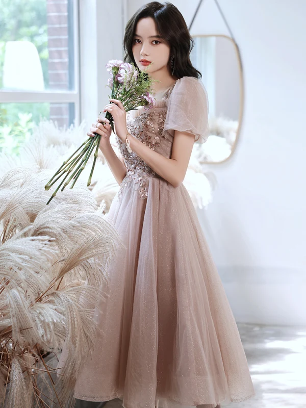 Chic / Belle Rougissant Rose Robe De Bal 2021 Princesse Encolure Carrée Perlage Appliques Paillettes Manches Courtes Dos Nu Longue Robe De Ceremonie