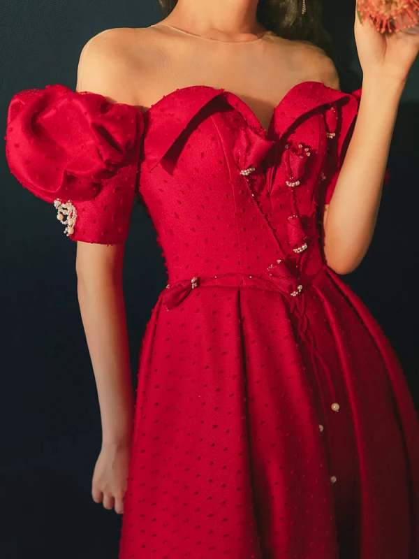 Chic / Beautiful Red Prom Dresses 2021 A-Line / Princess Off-The-Shoulder Beading Pearl Short Sleeve Backless Floor-Length / Long Prom Formal Dresses