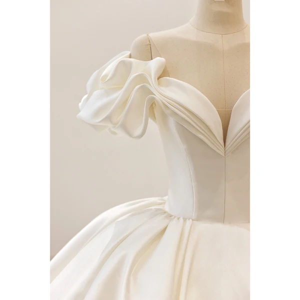 High-end Ivory Satin Wedding Dresses 2021 Ball Gown Off-The-Shoulder Puffy Short Sleeve Royal Train Wedding