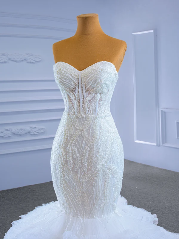 High End Weiß Perlenstickerei Spitze Blumen Brautkleider / Hochzeitskleider 2021 Meerjungfrau Bandeau Ärmellos Rückenfreies Hof-Schleppe Hochzeit