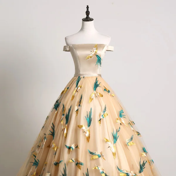 Classic Champagne Prom Dresses 2019 A-Line / Princess Off-The-Shoulder Embroidered Sleeveless Backless Court Train Formal Dresses