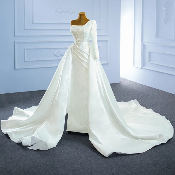 High End Elegante Ivory / Creme Satin Brautkleider / Hochzeitskleider 2021 A Linie One-Shoulder Perlenstickerei Perle Pailletten Lange Ärmel Rückenfreies Kathedrale Schleppe Hochzeit