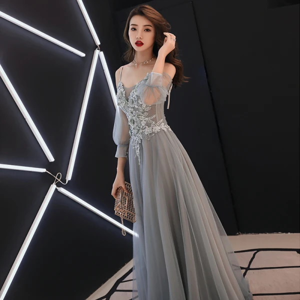 Elegant Grey Evening Dresses 2019 A-Line / Princess Spaghetti Straps Appliques Lace Flower Pearl Long Sleeve Backless Floor-Length / Long Formal Dresses