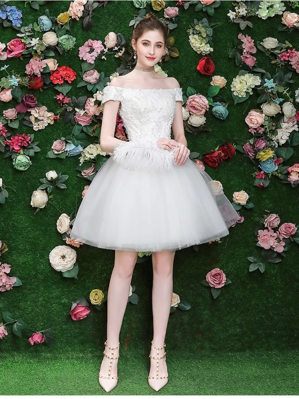 Sexy Ivoire Robe De Fete Bretelles croisées 2019 Princesse De l'épaule Paillettes En Dentelle Fleur Manches Courtes Dos Nu Courte Robe De Ceremonie