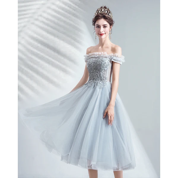 Chic / Beautiful Grey Homecoming Graduation Dresses 2019 A-Line / Princess Ruffle Off-The-Shoulder Beading Lace Flower Sequins Short Sleeve Backless Tea-length Formal Dresses