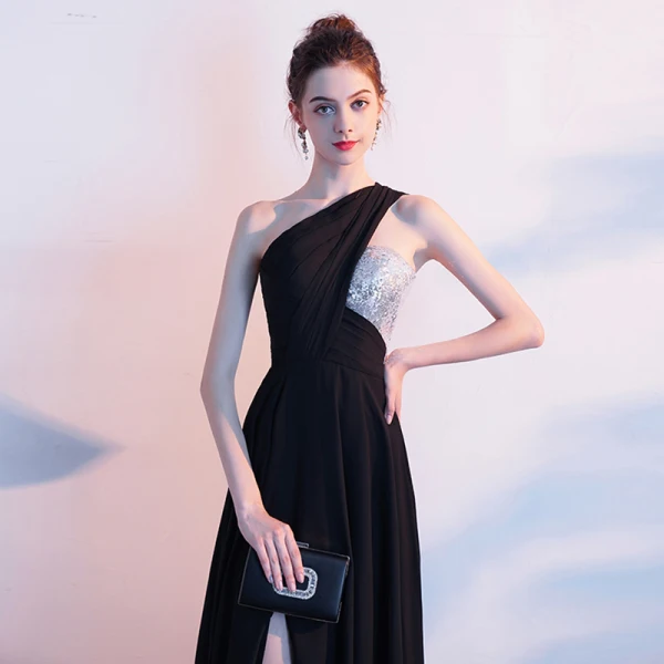 Sexy Schwarz Abendkleider 2019 A Linie One-Shoulder Pailletten Ärmellos Rückenfreies Gespaltete Front Lange Festliche Kleider