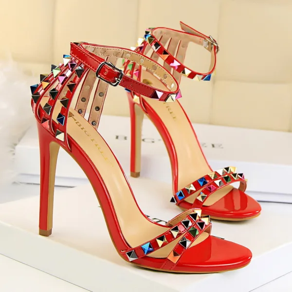 Charming Silver Evening Party Womens Sandals 2019 Rivet Ankle Strap 11 cm Stiletto Heels Open / Peep Toe High Heels