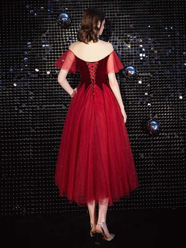 Charmant Rouge Courte Robe De Bal 2020 Princesse Col v profond Paillettes Daim Manches Courtes Thé Longueur Robe De Ceremonie