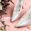 Elegant White Wedding Bridesmaid Pumps 2020 Lace Strappy 8 cm Stiletto Heels Pointed Toe Wedding Shoes