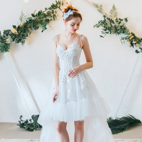 Light Ivory Beach Wedding Dresses 2020 A-Line / Princess Spaghetti Straps  Beading Sequins Appliques Lace Sleeveless Backless Ruffle Sweep Train