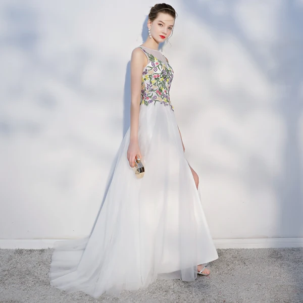 Elegant Multi Colors Beach Wedding Dresses 2018 A Line Princess Appliques Scoop Neck Backless Sleeveless Split Front Sweep Train Wedding Elegant Multi Colors Beach Wedding Dresses 2018 A Line Princess Appliques Scoop Neck Backless Sleeveless Split Front Sweep Train Wedding