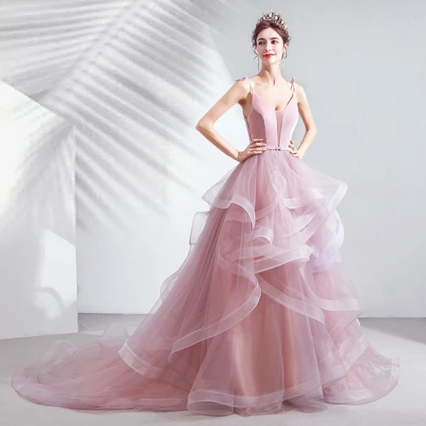 Schöne Pink Abendkleider 2020 Ballkleid Wildleder Spaghettiträger Perle Strass Schleife Stoffgürtel Ärmellos Rückenfreies Kapelle-Schleppe Fallende Rüsche Festliche Kleider