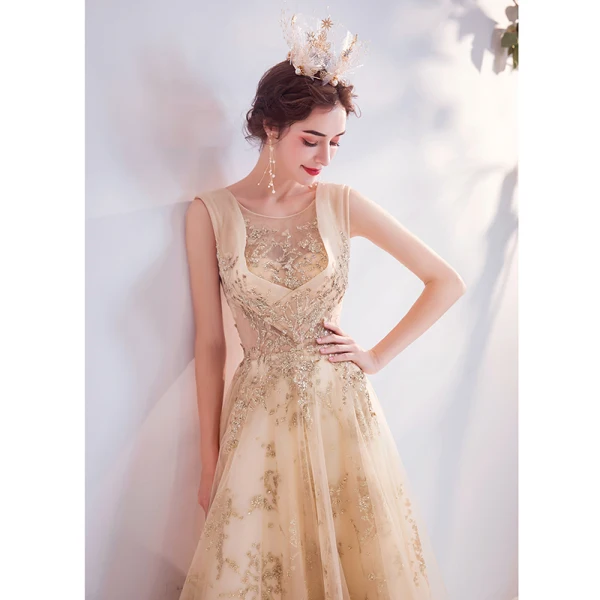 Charmig Guld Aftonklänningar 2020 Prinsessa Urringning Rhinestone Glittriga / Glitter Paljetter Ärmlös Halterneck Långa Formella Klänningar