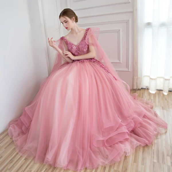 Chic / Beautiful Pearl Pink Cascading Ruffles Formal Dresses 2018 Ball Gown Lace Appliques Pearl V-Neck Sleeveless Watteau Train Backless Floor-Length / Long Prom Dresses