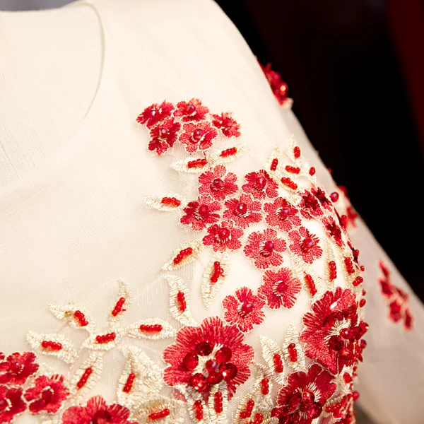 Chic / Belle Bordeaux Robe De Soirée 2020 Princesse Encolure Dégagée Perlage Perle En Dentelle Fleur 1/2 Manches Longue Robe De Ceremonie