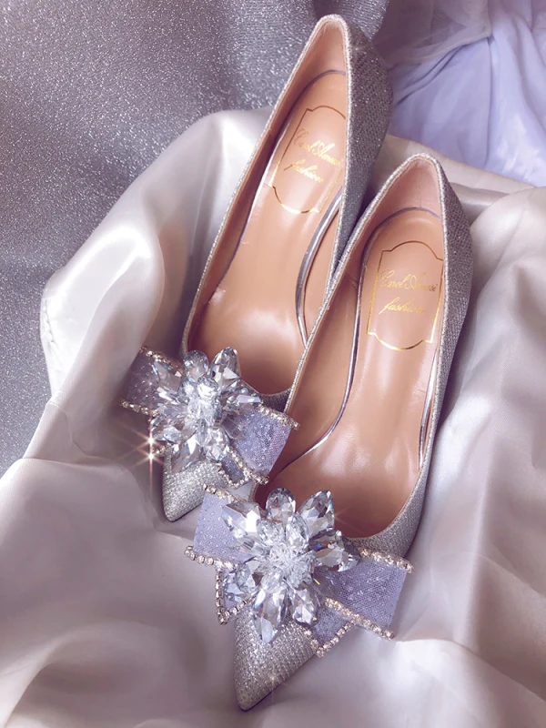 Glitzernden Silber Glanz Brautschuhe 2020 Leder Strass Pailletten Schleife 8 cm Stilettos Spitzschuh Hochzeit Pumps
