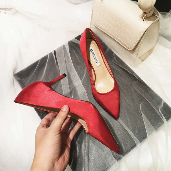 Simple Rouge Demoiselle D'honneur Escarpins 2020 Satin 7 cm Talons Aiguilles À Bout Pointu Escarpins