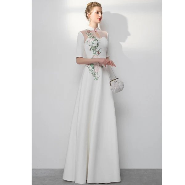 Style Chinois Ivoire Robe De Soirée 2020 Princesse Col Haut Brodé 1/2 Manches Longue Robe De Ceremonie