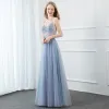 Sexy Bleu Ciel Robe De Bal 2020 Princesse Bretelles Spaghetti Perlage Cristal Paillettes Perle Sans Manches Dos Nu Fendue devant Longue Robe De Ceremonie