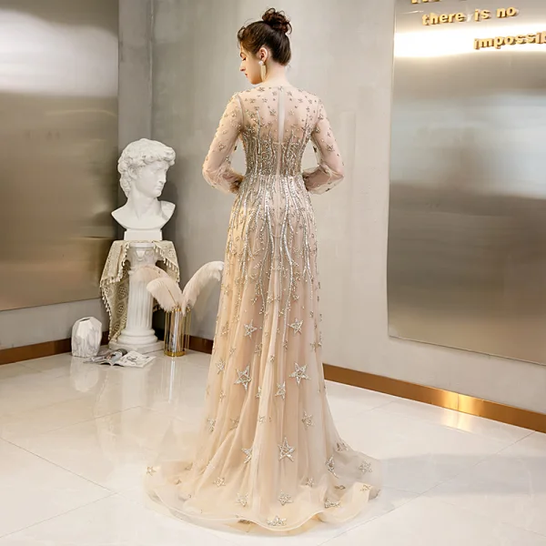 Haut de Gamme Doré Perlage Robe De Soirée 2020 Princesse Encolure Dégagée Faux Diamant Manches Longues Train De Balayage Robe De Ceremonie