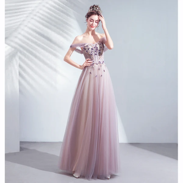 Schöne Violett Abendkleider 2020 A Linie Off Shoulder Perlenstickerei Applikationen Blumen Spitze Pailletten Ärmellos Rückenfreies Lange Festliche Kleider
