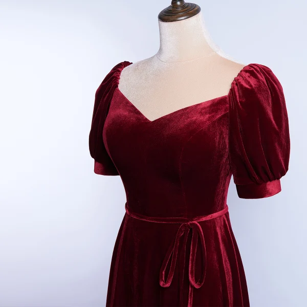 Simple Bordeaux Daim Robe De Soirée 2020 Princesse Encolure Carrée Manches Courtes Dos Nu Longue Robe De Ceremonie